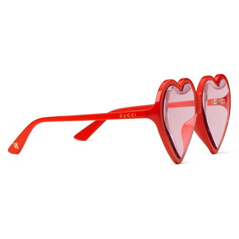 gucci heart sunglasses red